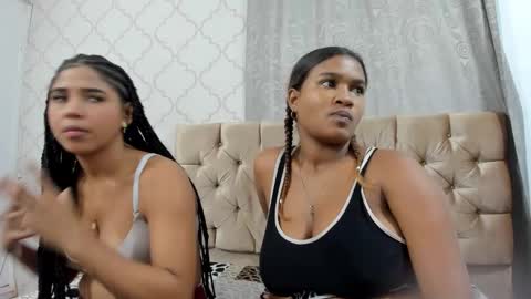 cute_ebony_18_ online show from 10/25/25, 02:13