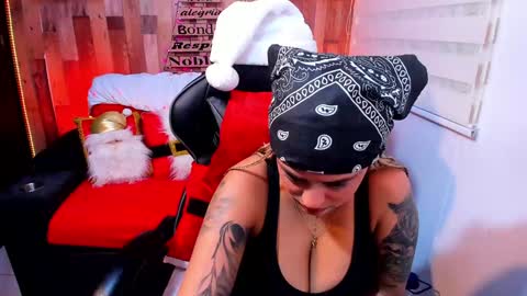 Snapshot of cute_elii chatting on 12/12/24, 12:16    Independent Model online show from 12/12/24, 12:16