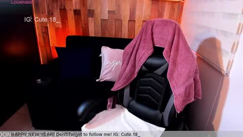 Snapshot of cute_elii chatting on 01/23/25, 11:15    Independent Model online show from 01/23/25, 11:15