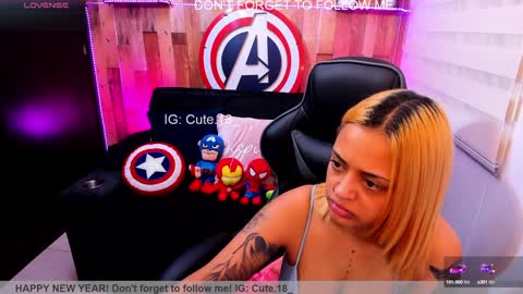 Snapshot of cute_elii chatting on 02/01/25, 11:06    Independent Model online show from 02/01/25, 11:06