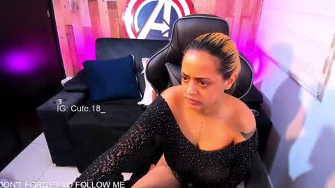 Snapshot of cute_elii chatting on 03/02/25, 01:47    Independent Model online show from 03/02/25, 01:47