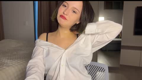 Emily online show from 04/01/26, 02:56