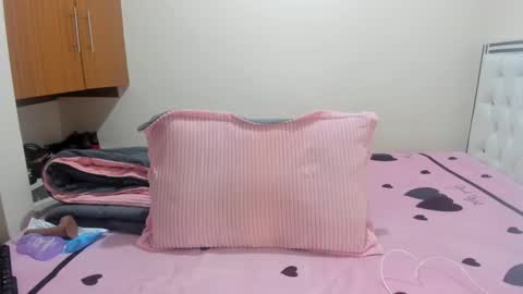 cute_gee43 online show from 09/09/25, 07:02