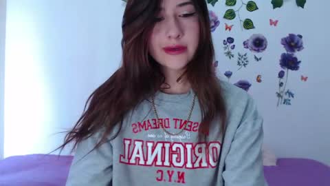 Isabella online show from 05/17/26, 04:58