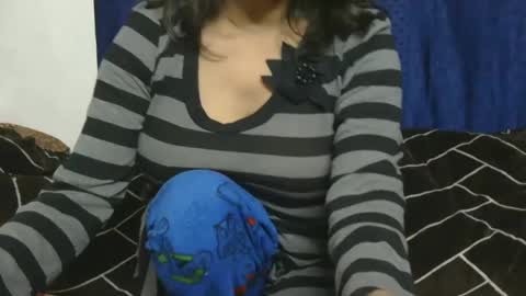 Snapshot of cute_kashmira99 chatting on 01/12/25, 11:26 kashmira online show from 01/12/25, 11:26