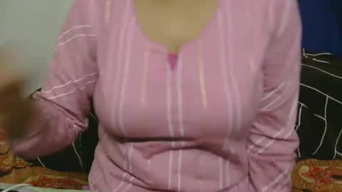 Snapshot of cute_kashmira99 chatting on 01/26/25, 09:40 kashmira online show from 01/26/25, 09:40