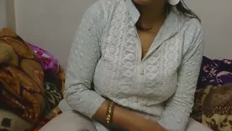 kashmira online show from 11/24/25, 05:34