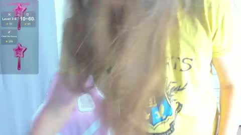 Snapshot of cute_kate0 chatting on 09/20/25, 11:22 cute_kate0 online show from 09/20/25, 11:22