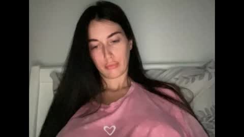 cute_kriss94 online show from 06/04/26, 05:41