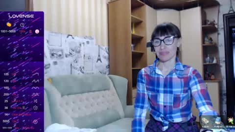 Snapshot of cute_lion_ chatting on 12/30/24, 12:20 cute_lion_ online show from 12/30/24, 12:20