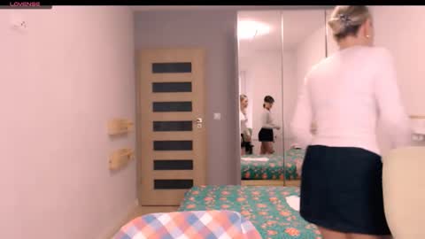 cute_lion_ online show from 02/07/26, 01:26