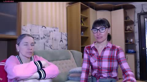 cute_lion_ online show from 03/04/26, 11:27