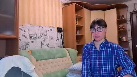 cute_lion_ online show from 03/29/26, 11:32