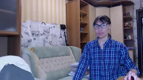 cute_lion_ online show from 03/31/26, 12:27