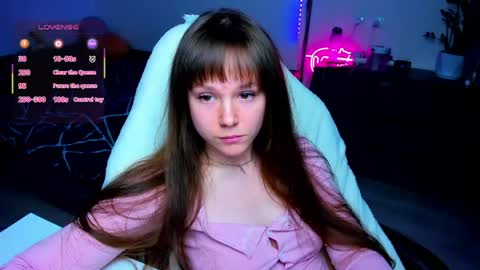 Snapshot of cute_little_ass chatting on 05/22/26, 04:34 Emily online show from 05/22/26, 04:34