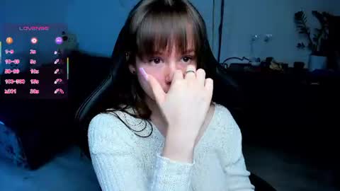 Snapshot of cute_little_ass chatting on 06/26/26, 04:22 Emily online show from 06/26/26, 04:22