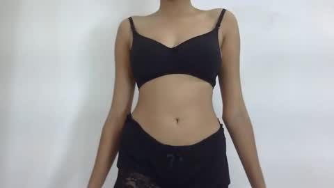 Snapshot of cute_lizaa chatting on 05/11/26, 05:13 lizaa online show from 05/11/26, 05:13