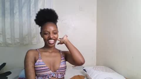 cute messy online show from 06/24/26, 10:42