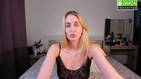 Milana online show from 05/15/26, 01:18