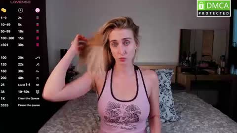 Snapshot of cute_milana chatting on 07/13/26, 01:03 Milana online show from 07/13/26, 01:03