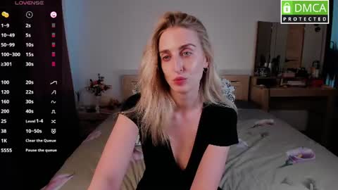Snapshot of cute_milana chatting on 07/18/26, 12:53 Milana online show from 07/18/26, 12:53