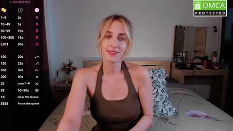 Snapshot of cute_milana chatting on 07/21/26, 01:35 Milana online show from 07/21/26, 01:35