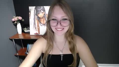 Veronica online show from 09/16/25, 06:36