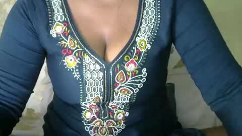 alia online show from 03/25/26, 09:54