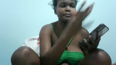 cute_roxie online show from 01/23/25, 08:57