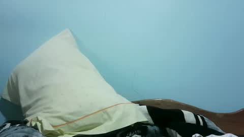 cute_roxie online show from 02/09/25, 10:42