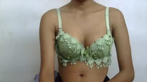 Snapshot of cute_ruhii chatting on 07/17/26, 03:24 ruhi online show from 07/17/26, 03:24