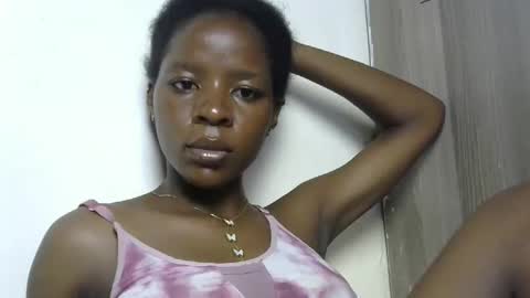 Snapshot of cute_sexy3 chatting on 01/21/25, 07:39 SHARON online show from 01/21/25, 07:39