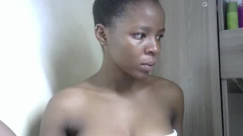 Snapshot of cute_sexy3 chatting on 02/16/25, 11:05 SHARON online show from 02/16/25, 11:05