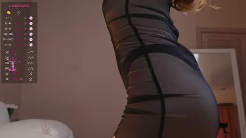  Hey im Kristina Thank you for your support  online show from 02/17/25, 08:09