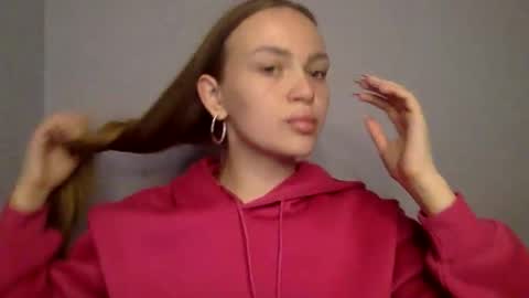 Snapshot of cute_shy06 chatting on 12/02/25, 06:25 cute_shy06 online show from 12/02/25, 06:25