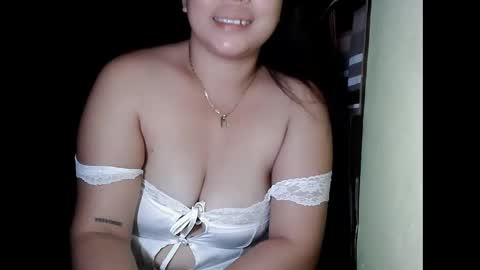 Snapshot of cute_slut09 chatting on 04/04/26, 10:40 Mimi online show from 04/04/26, 10:40