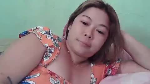 Snapshot of cute_slut09 chatting on 07/03/26, 03:24 Mimi online show from 07/03/26, 03:24
