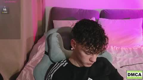 Thomas -  online show from 03/05/26, 06:48