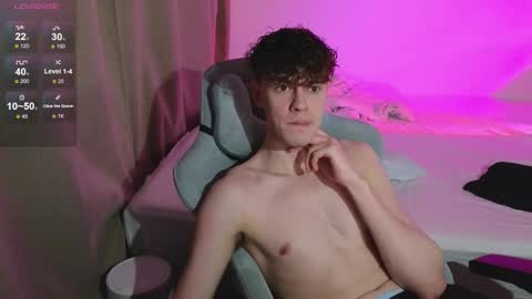 Thomas -  online show from 03/23/26, 05:39