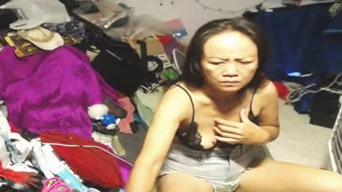 Snapshot of cuteandsexyone chatting on 06/01/26, 01:18 CuteAndSexyOne Na and Brian online show from 06/01/26, 01:18