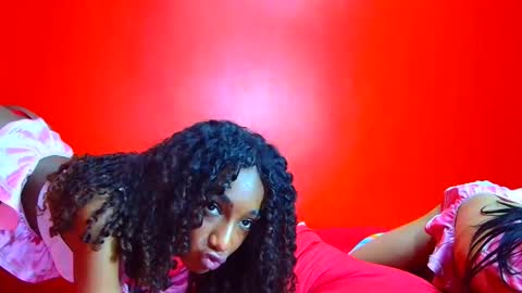 Snapshot of cuteantonella18 chatting on 03/27/26, 09:47 Tip us ask our names online show from 03/27/26, 09:47