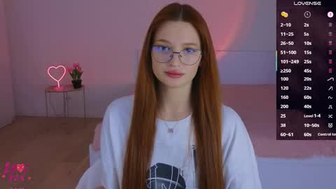 Ariel online show from 11/21/25, 06:28