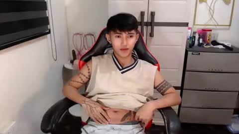 Snapshot of cuteasiancock98 chatting on 05/16/26, 06:43 Steph online show from 05/16/26, 06:43