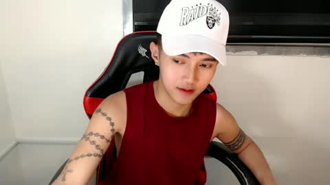 Snapshot of cuteasiancock98 chatting on 06/17/26, 05:03 Steph online show from 06/17/26, 05:03