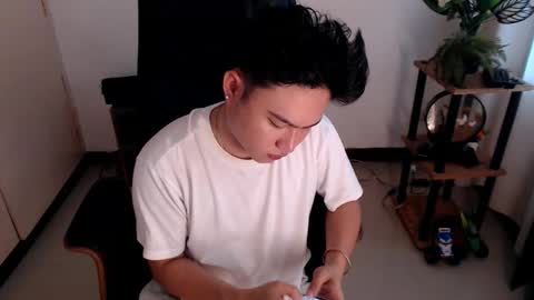 Snapshot of cuteasianlee chatting on 01/12/26, 06:40 cuteasianlee online show from 01/12/26, 06:40