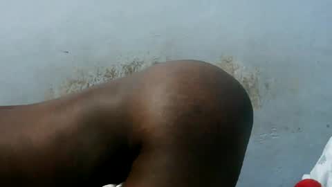 Snapshot of cuteavrill chatting on 07/12/26, 06:10 Avrill online show from 07/12/26, 06:10
