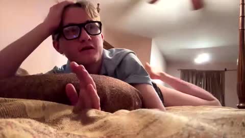 cuteboii29 online show from 12/05/25, 05:38