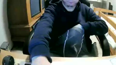 Cuteboy090 online show from 11/26/25, 12:00