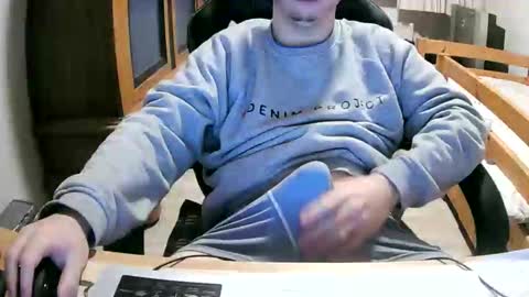 Cuteboy090 online show from 03/24/26, 02:44