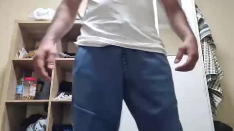 Cute Brown online show from 10/10/25, 10:14